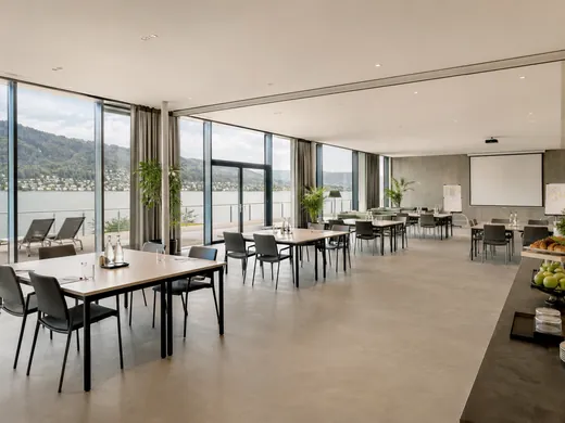 Seminar room with lake view